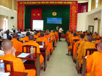 Kien Giang Committee for Religious Affairs disseminates religious law to followers of Khmer Theravada Buddhism